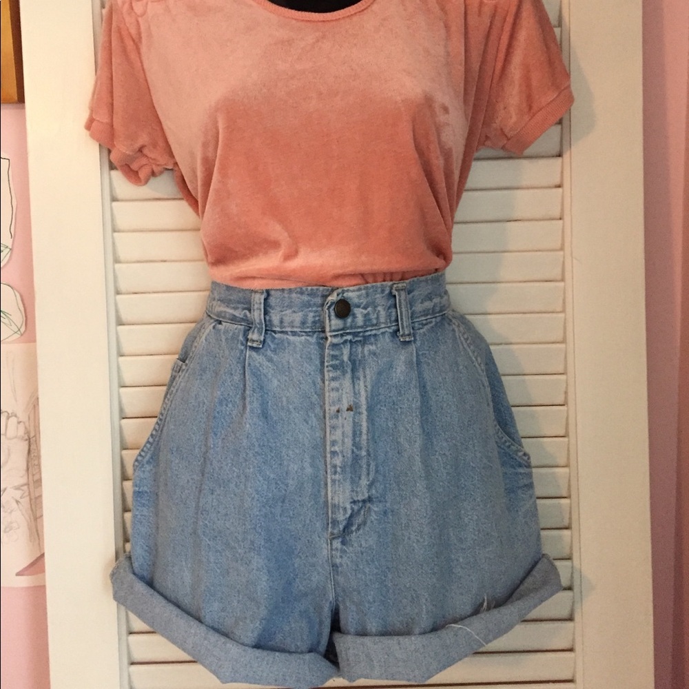 High waisted vintage jean shorts